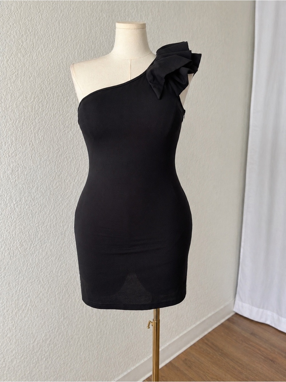 NWOT One-Shoulder Black Dress with Shoulder Frills